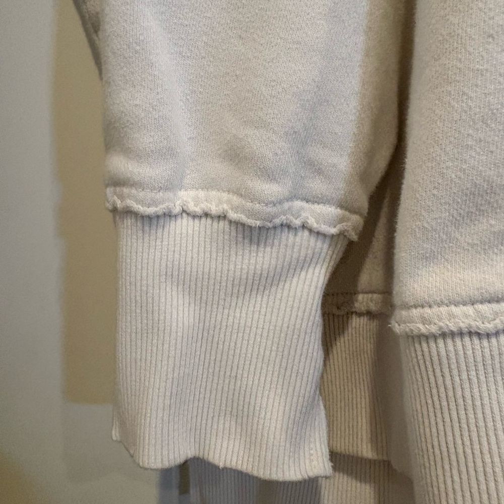 Aerie Beach Party Pullover - Picture 8 of 11